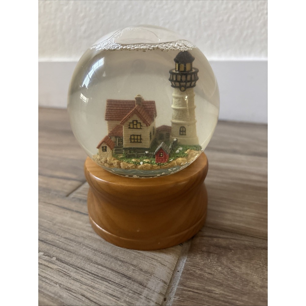 LL Bean Portland Headlight Midwest Cannon Falls Snowglobe 6"X 4"- Foggy